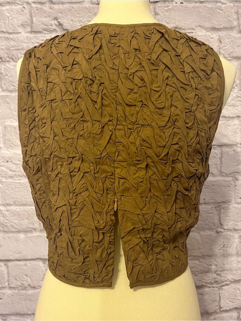 Morro Smocked Top in Brownie - Picture 8 of 9